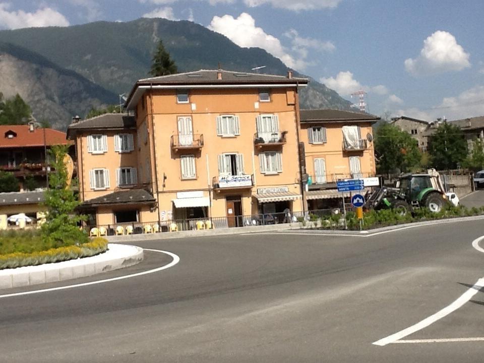 Mansarda Monte Bianco Apartman La Salle Szoba fotó