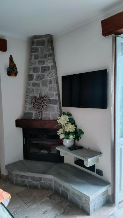 Mansarda Monte Bianco Apartman La Salle Kültér fotó